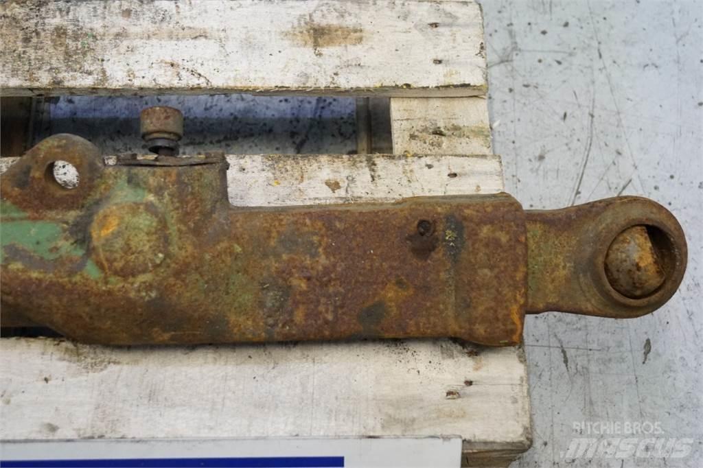 John Deere 4040 Cits traktoru papildaprīkojums