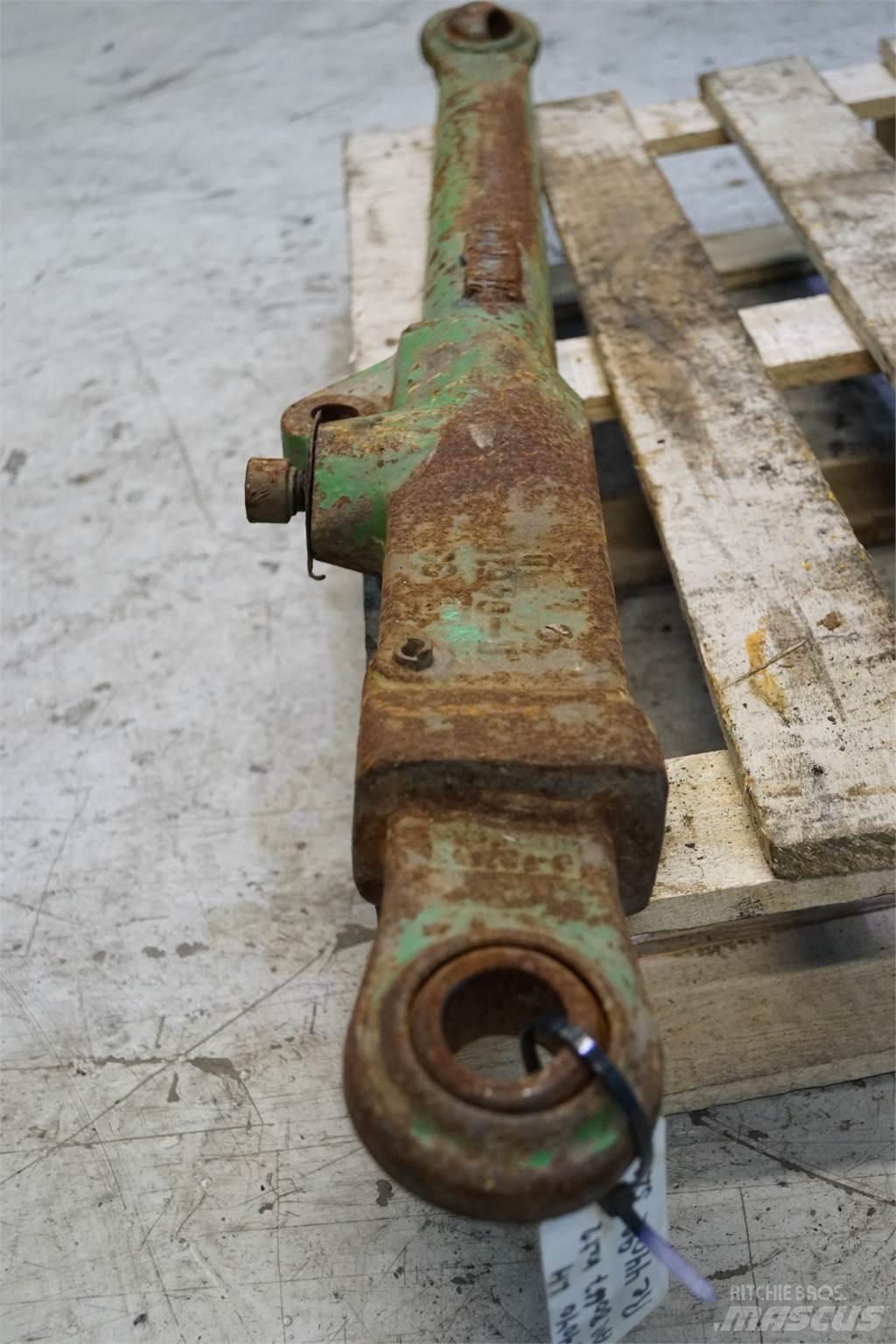 John Deere 4040 Cits traktoru papildaprīkojums