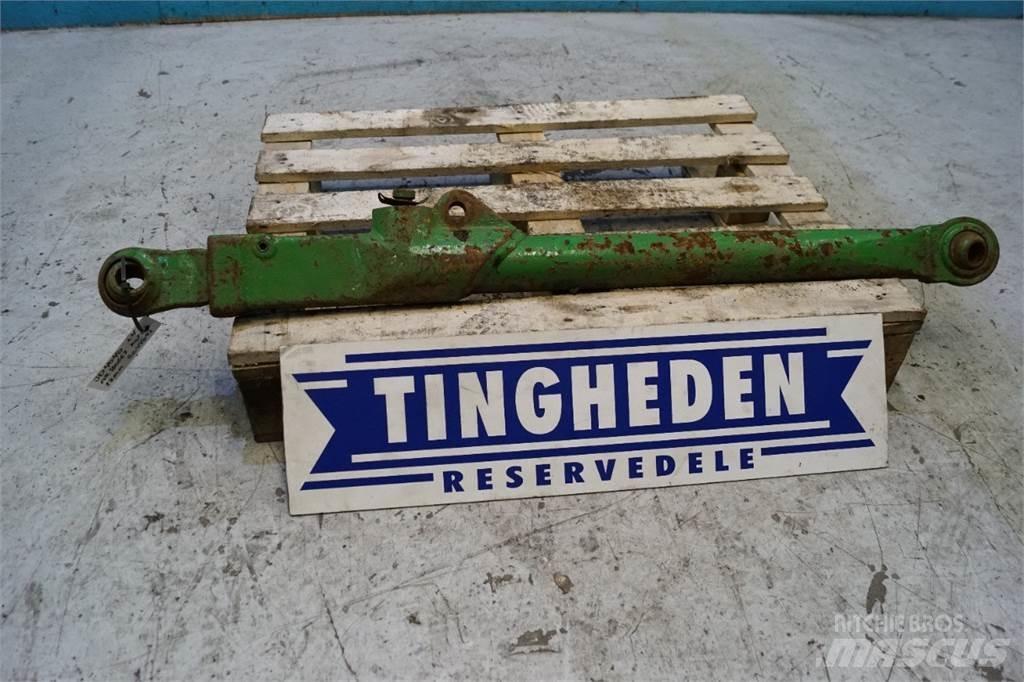 John Deere 4040 Cits traktoru papildaprīkojums