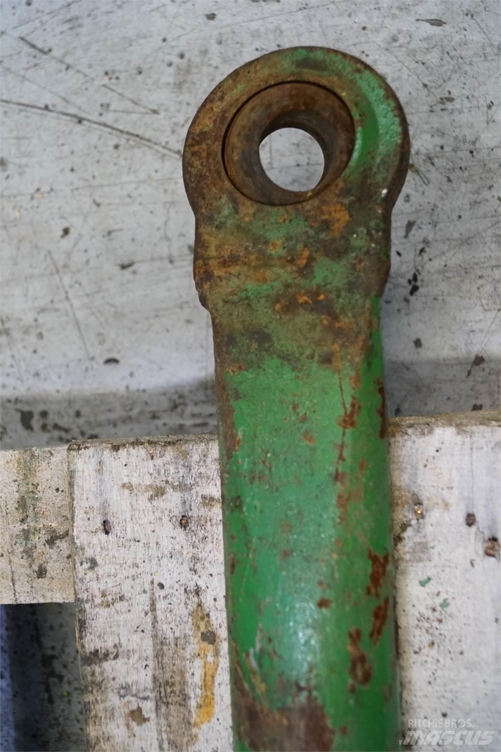 John Deere 4040 Cits traktoru papildaprīkojums