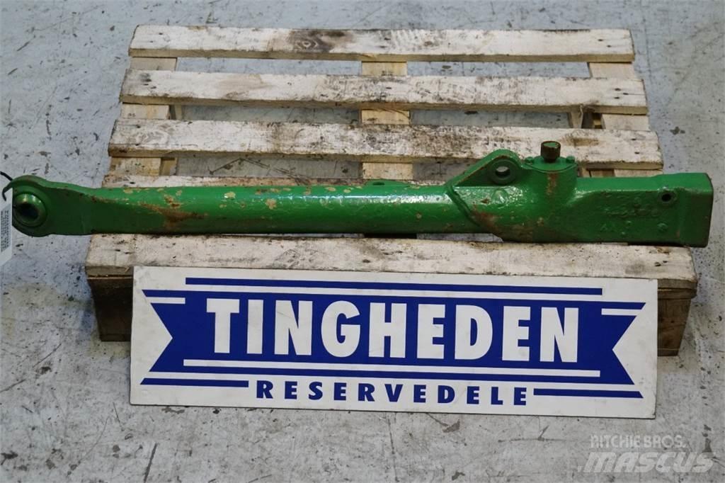 John Deere 4040 Cits traktoru papildaprīkojums