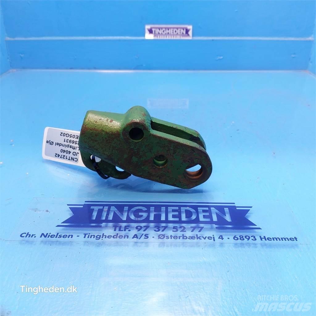 John Deere 4040 Cits traktoru papildaprīkojums