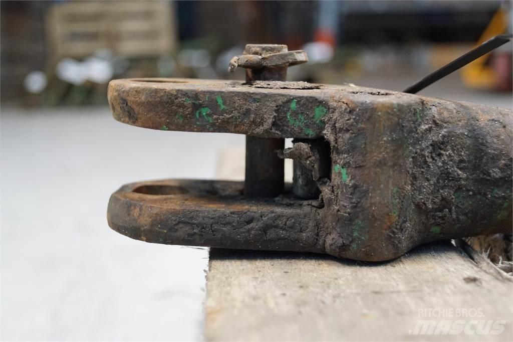 John Deere 4240 Cits traktoru papildaprīkojums