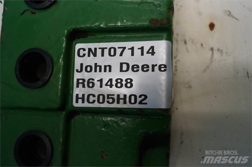 John Deere 4240 Cits traktoru papildaprīkojums