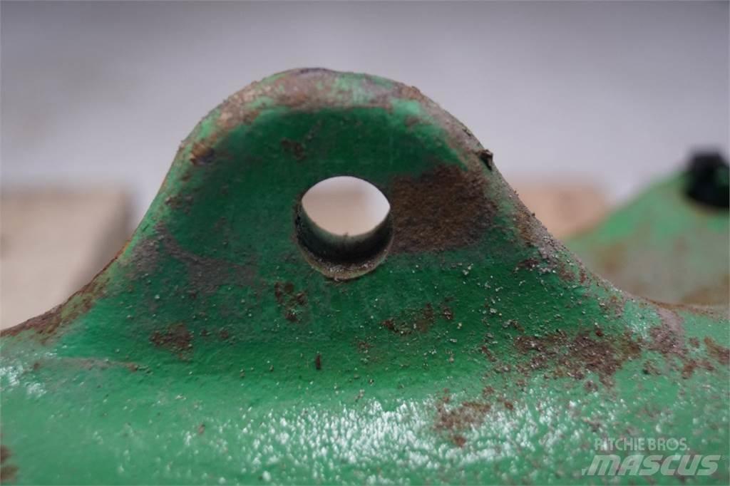 John Deere 4455 Cits traktoru papildaprīkojums
