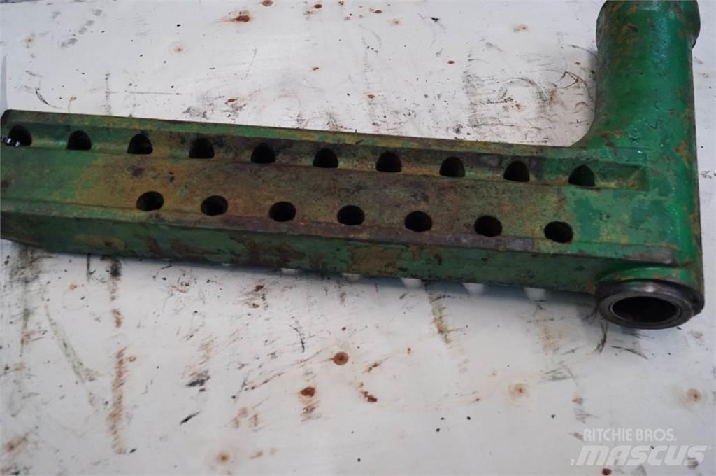 John Deere 4455 Cits traktoru papildaprīkojums
