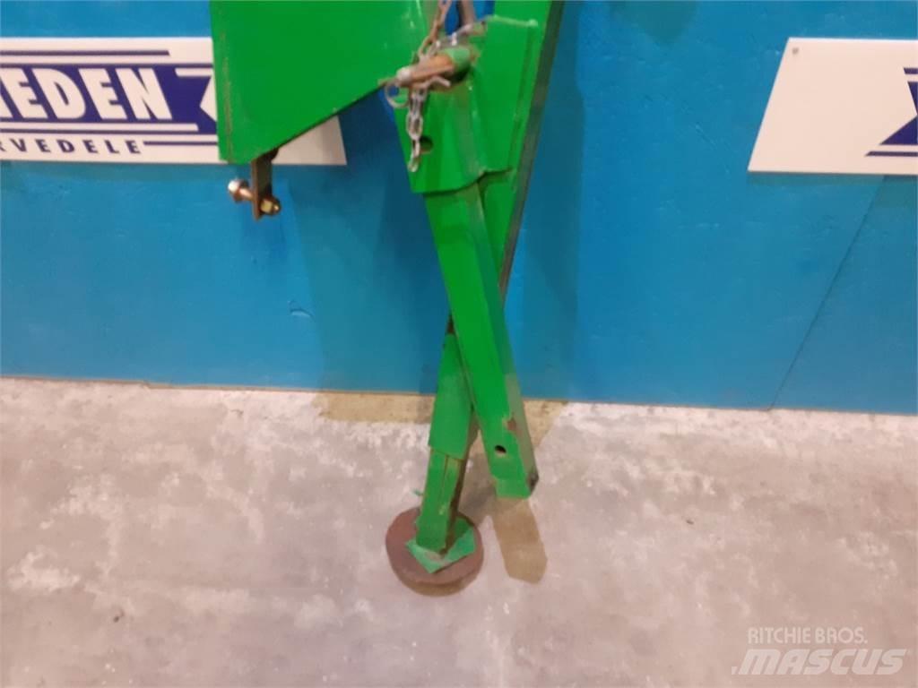 John Deere 575 Sijāšanas kausi