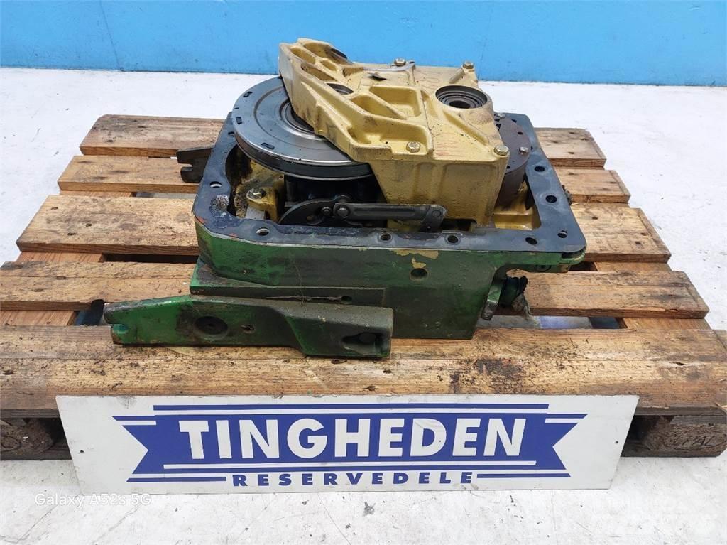 John Deere 6200 Cits traktoru papildaprīkojums