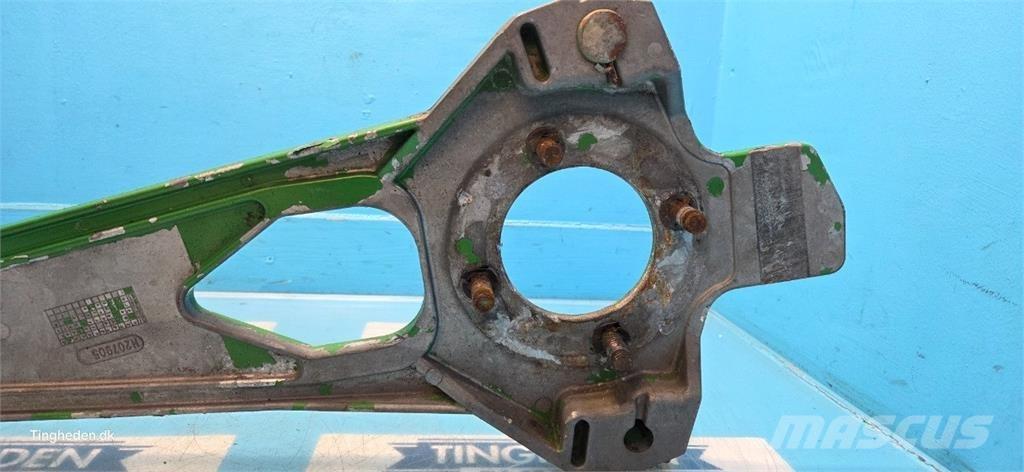 John Deere 625R Ražas novākšanas kombainu papildaprīkojums