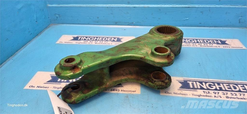 John Deere 6300 Cits traktoru papildaprīkojums