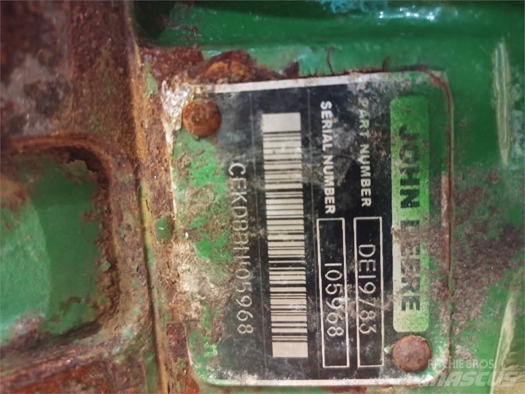 John Deere 630R Ražas novākšanas kombainu papildaprīkojums