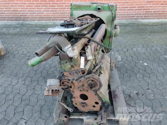 John Deere 6329 Dzinēji
