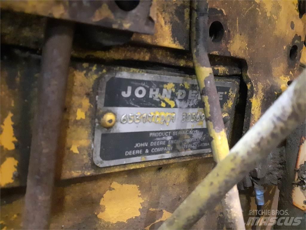 John Deere 644B Dzinēji