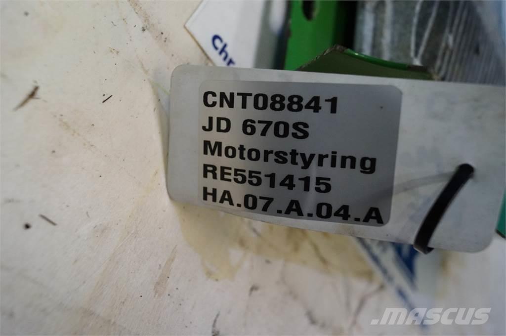 John Deere 670S Elektronika