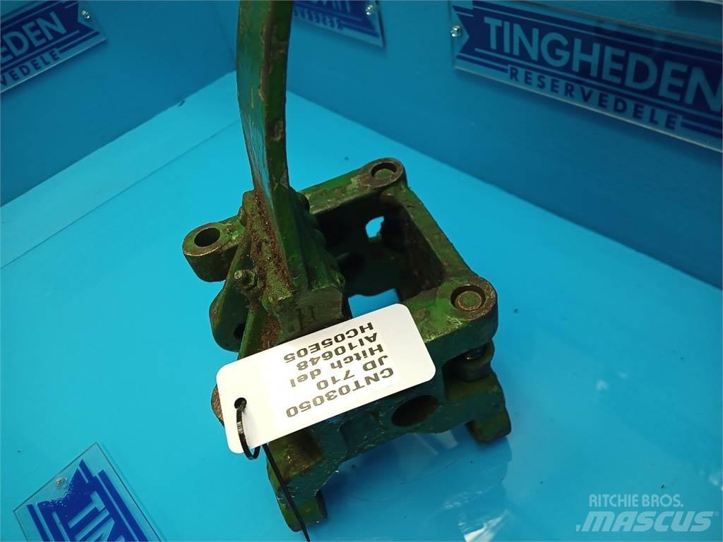 John Deere 710 Cits traktoru papildaprīkojums