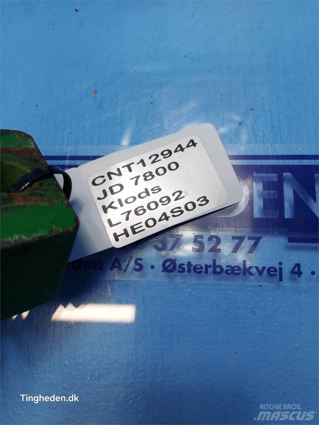 John Deere 7800 Cits traktoru papildaprīkojums