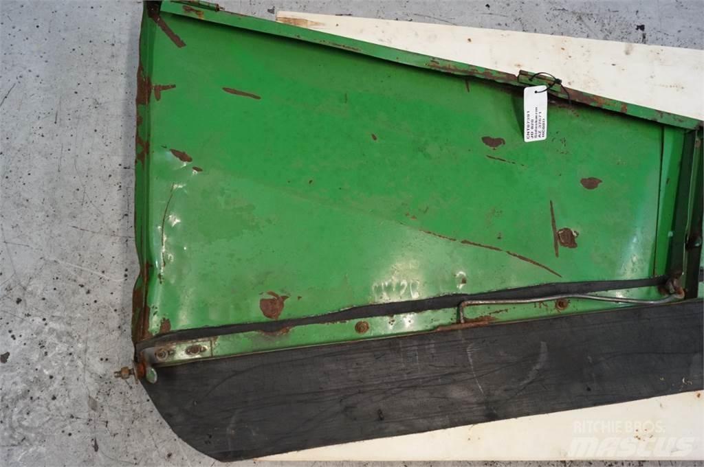 John Deere 820 Ražas novākšanas kombainu papildaprīkojums