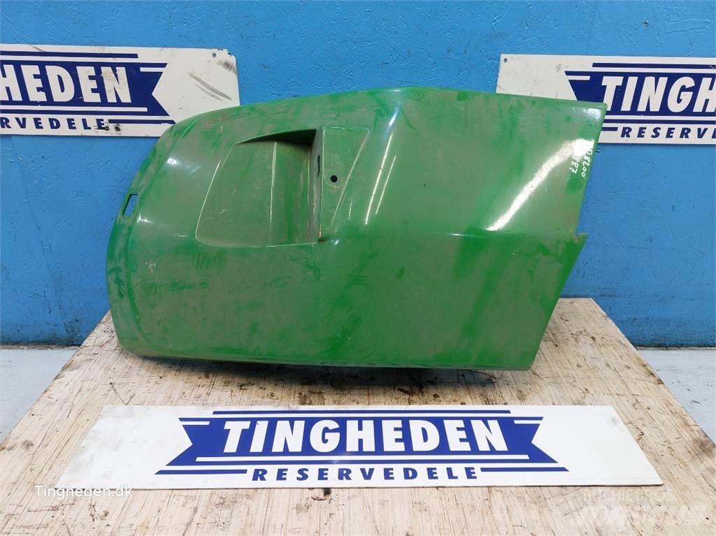 John Deere 8200 Cits traktoru papildaprīkojums