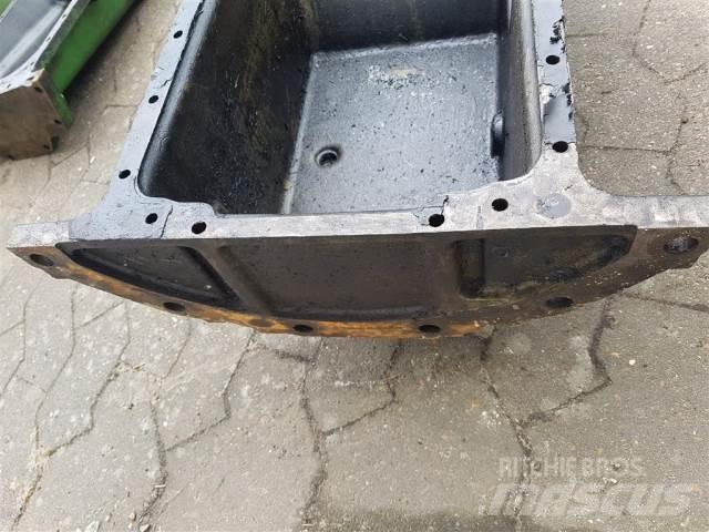 John Deere 8650 Dzinēji