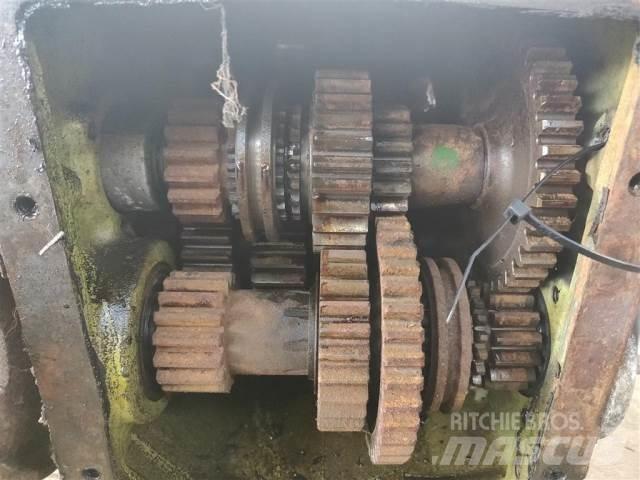 John Deere 942 Transmisija