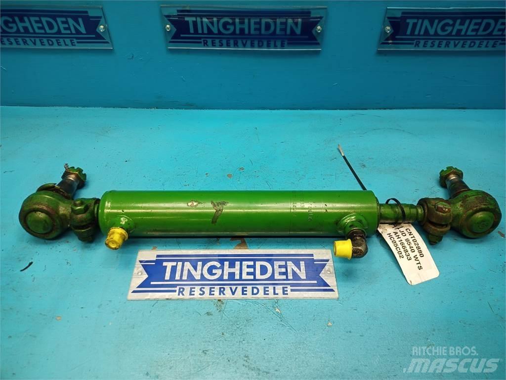 John Deere 9540 Ražas novākšanas kombainu papildaprīkojums