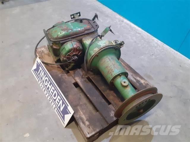John Deere 955 Transmisija