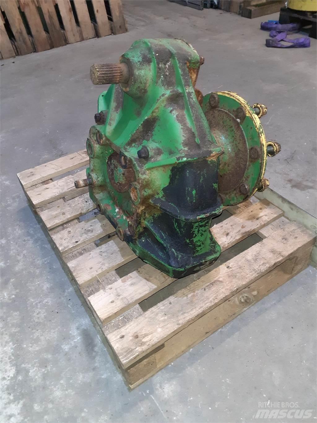 John Deere 955 Ražas novākšanas kombainu papildaprīkojums