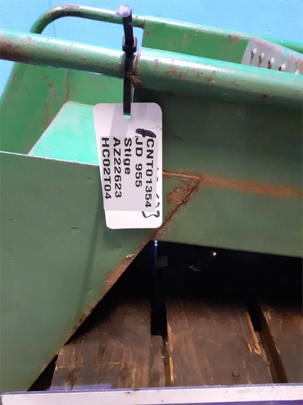 John Deere 955 Kabīnes un interjers
