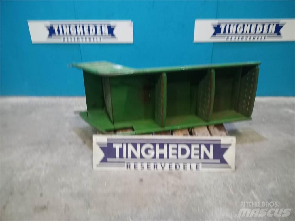 John Deere 955 Kabīnes un interjers