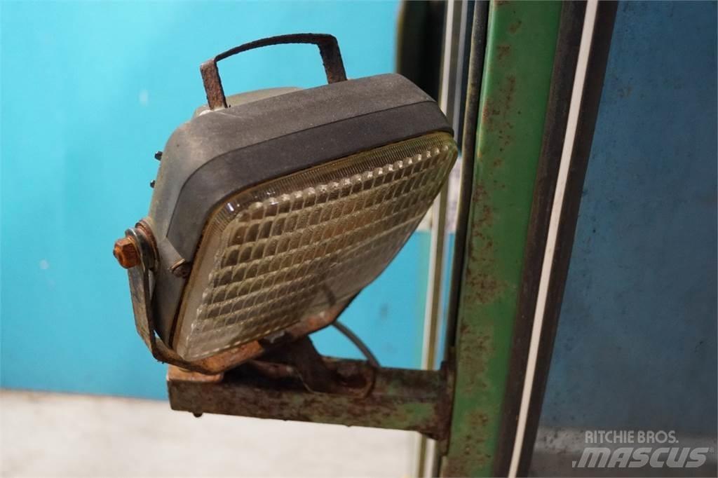 John Deere 955 Kabīnes un interjers