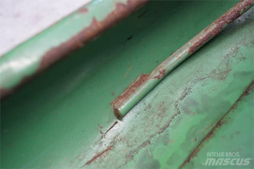 John Deere 955 Ražas novākšanas kombainu papildaprīkojums