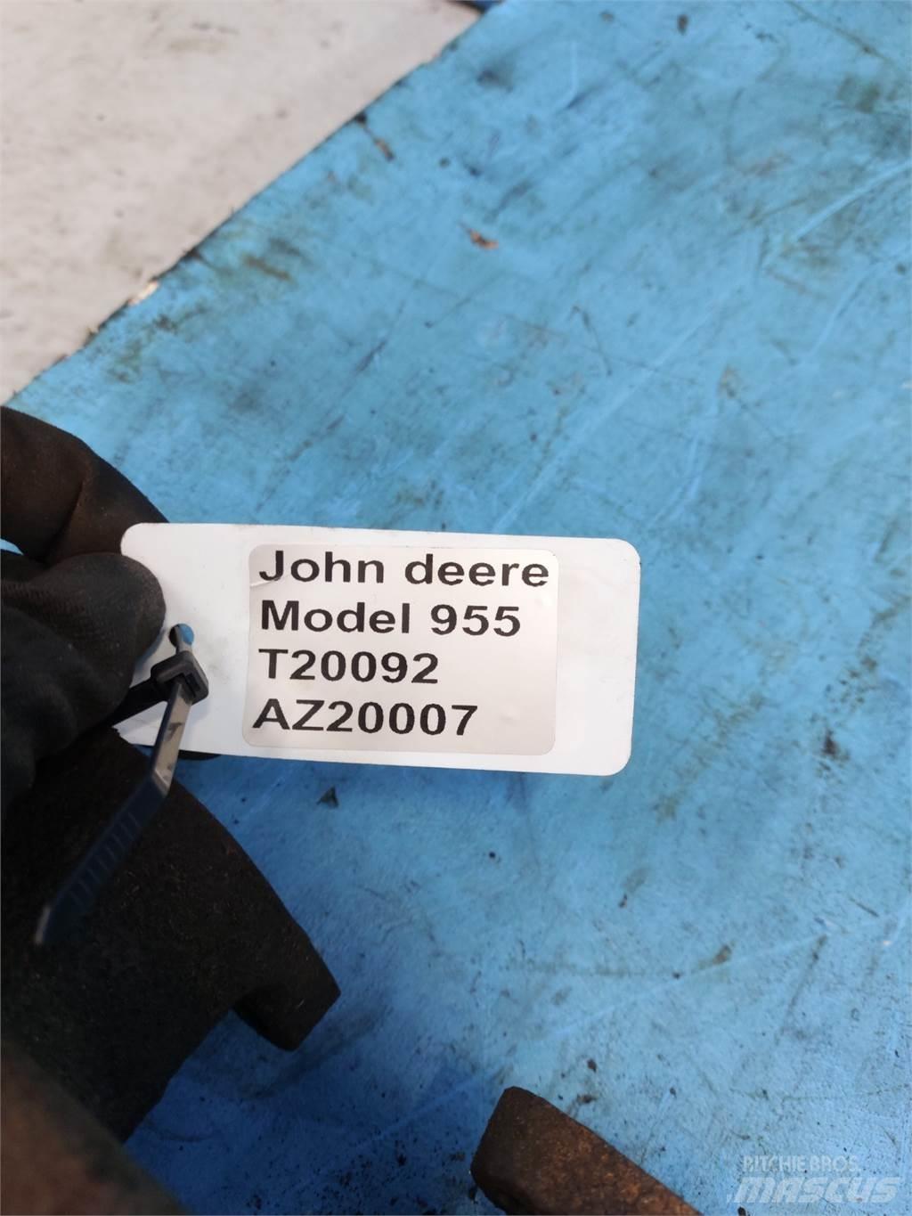 John Deere 955 Dzinēji