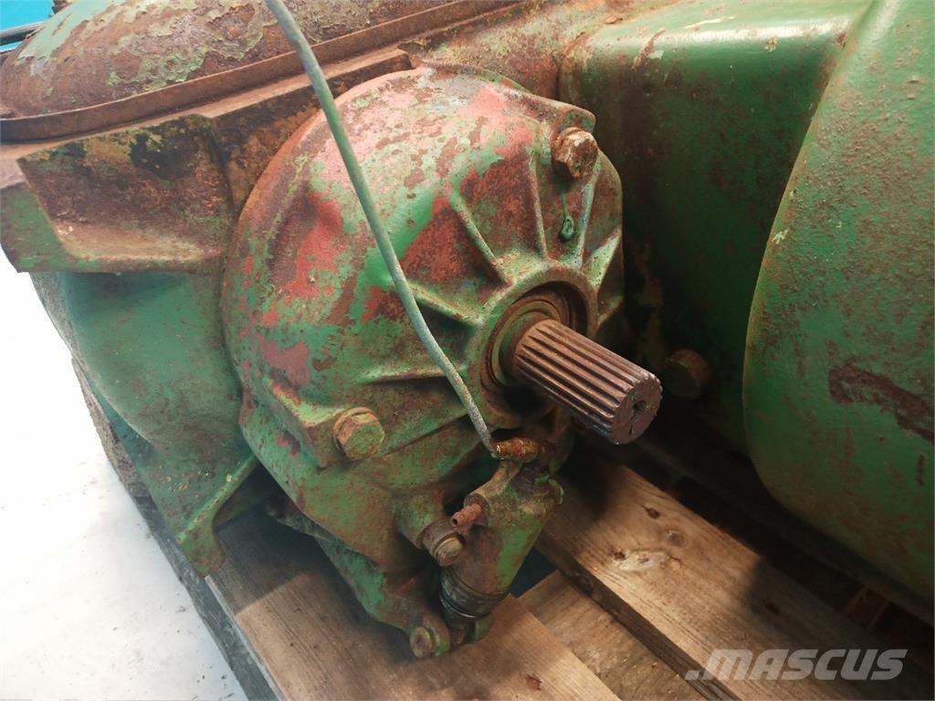 John Deere 965 Transmisija