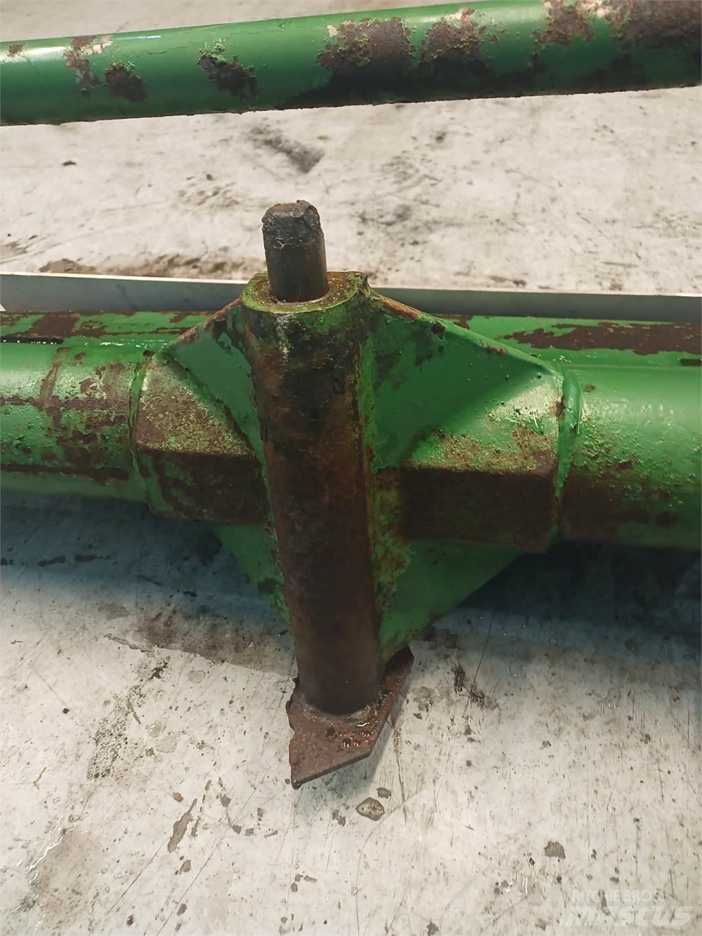 John Deere 965 Ražas novākšanas kombainu papildaprīkojums