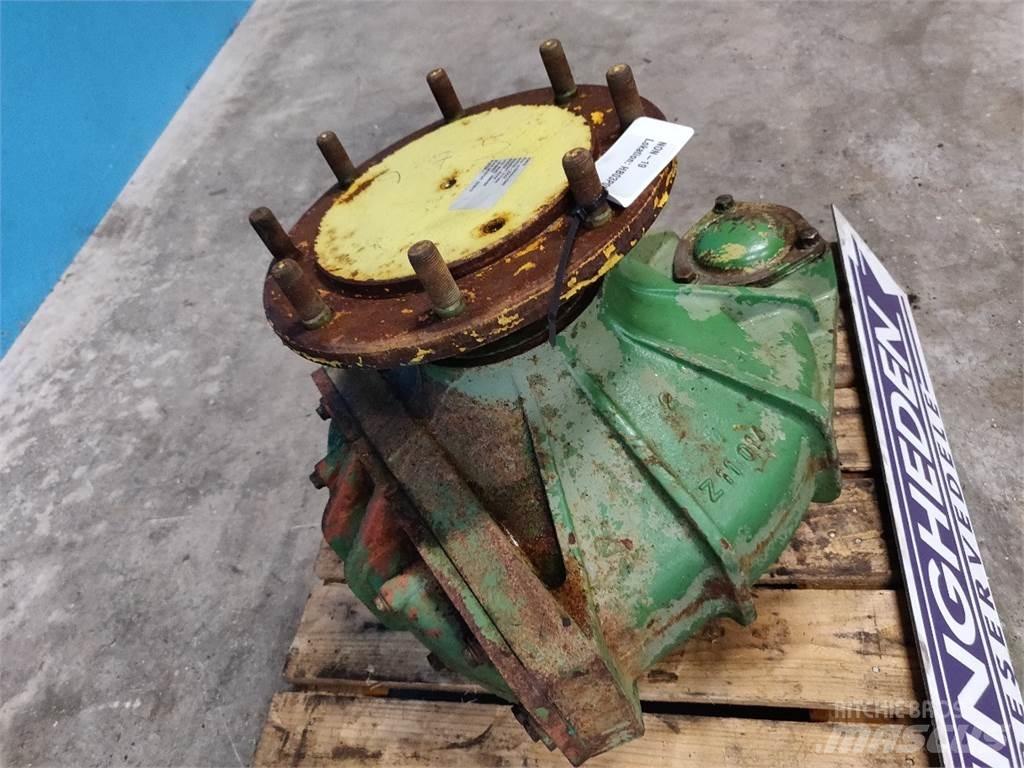John Deere 975 Ražas novākšanas kombainu papildaprīkojums