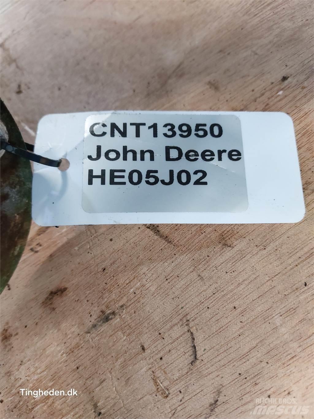 John Deere 975 Ražas novākšanas kombainu papildaprīkojums