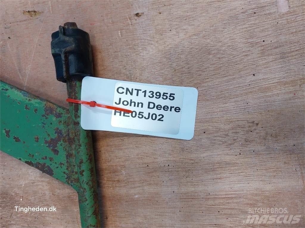 John Deere 975 Ražas novākšanas kombainu papildaprīkojums