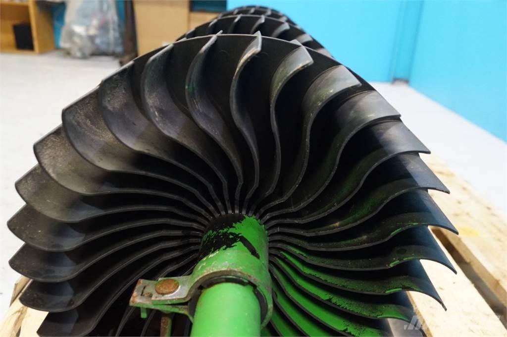 John Deere 9780 Smilšu un sāls kaisītāji