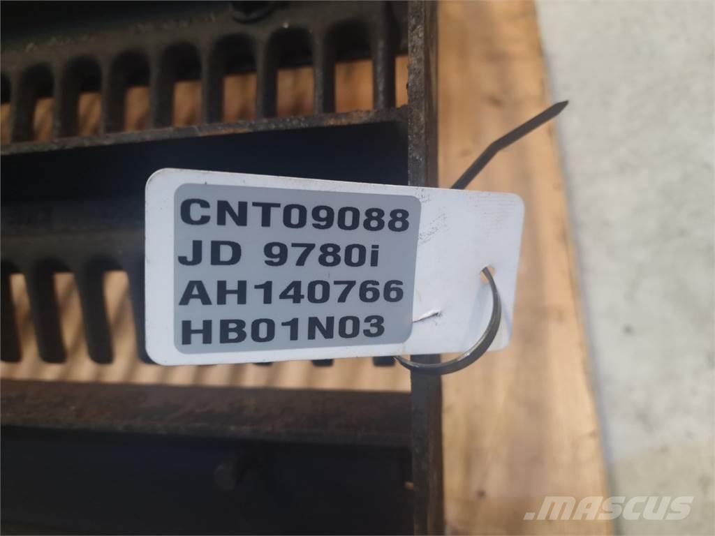 John Deere 9780 Ražas novākšanas kombainu papildaprīkojums