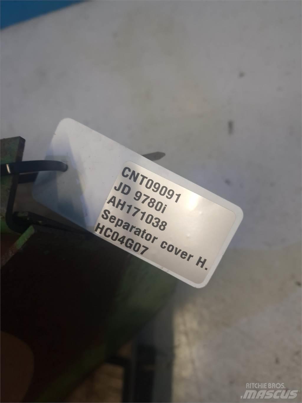 John Deere 9780 Ražas novākšanas kombainu papildaprīkojums