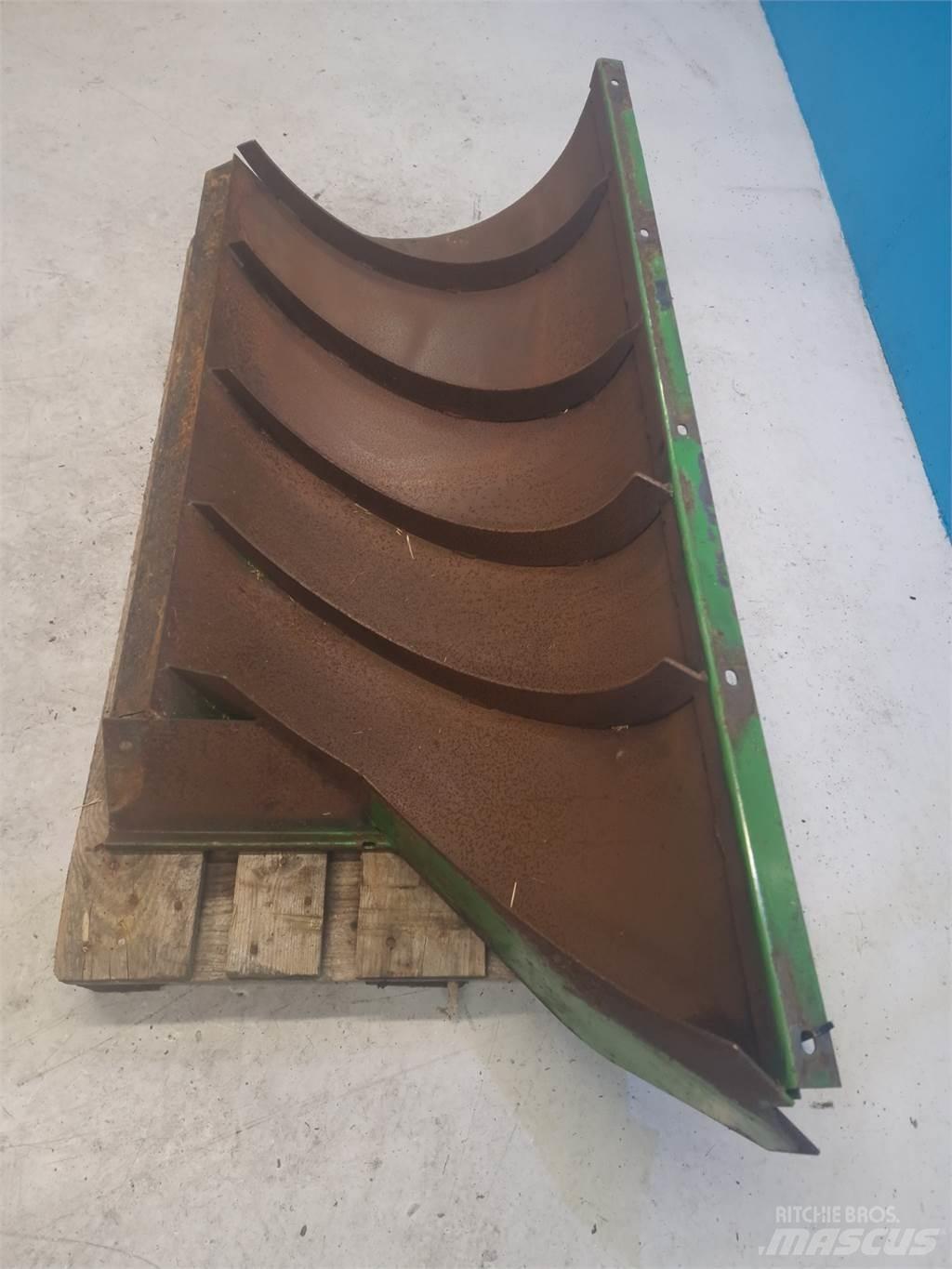 John Deere 9780 Ražas novākšanas kombainu papildaprīkojums