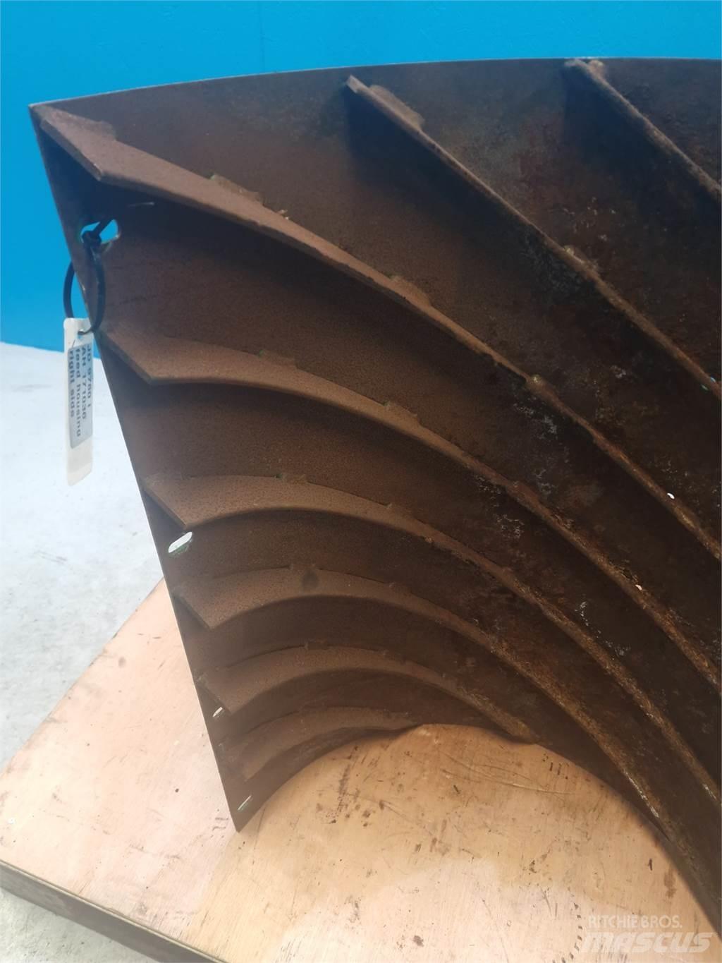 John Deere 9780 Ražas novākšanas kombainu papildaprīkojums