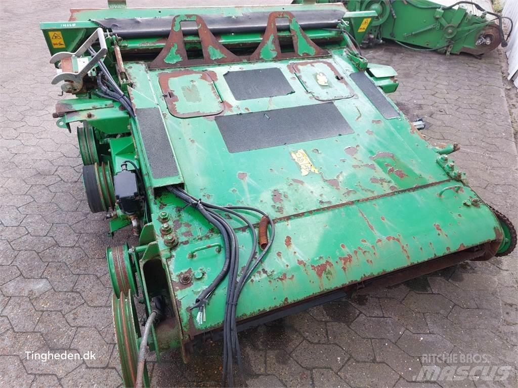 John Deere 9780 Ražas novākšanas kombainu papildaprīkojums