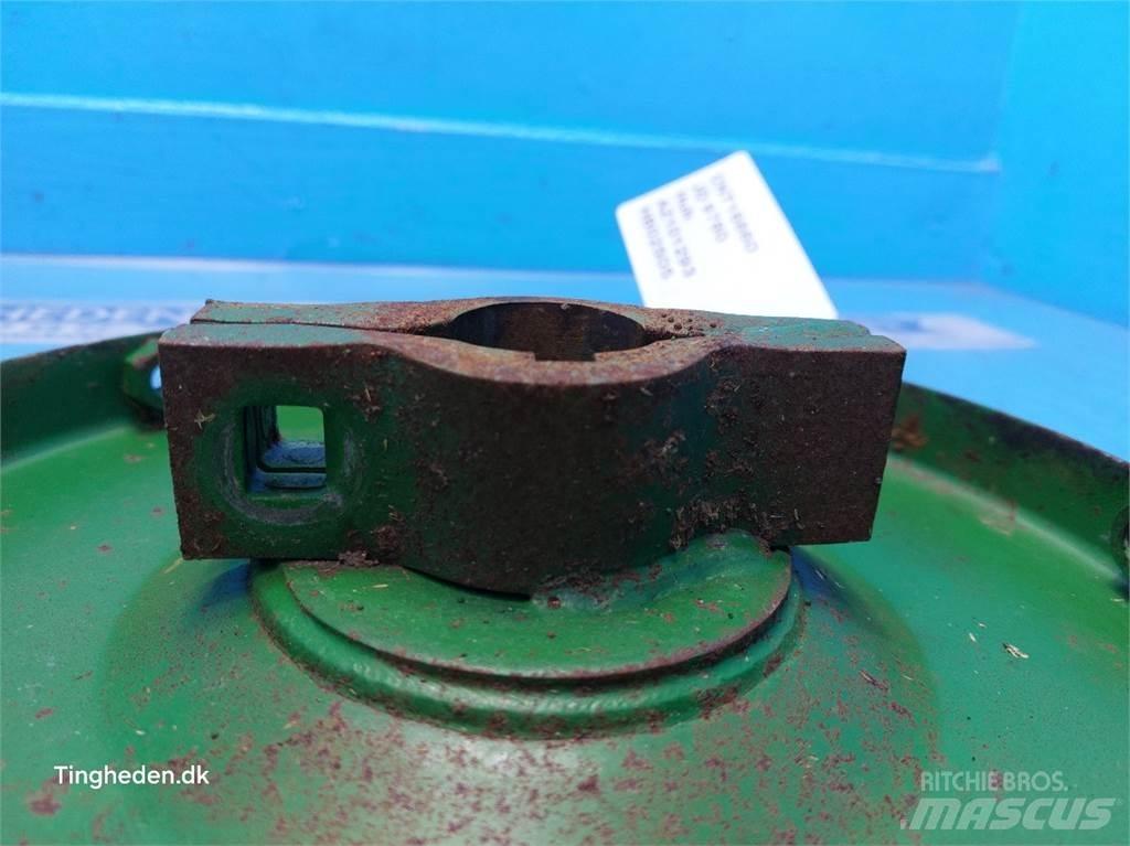 John Deere 9780 Ražas novākšanas kombainu papildaprīkojums