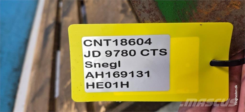 John Deere 9780 Ražas novākšanas kombainu papildaprīkojums