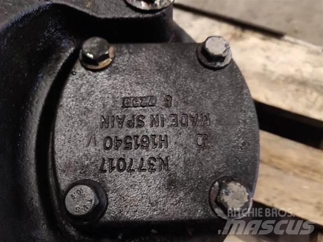 John Deere C670 Ražas novākšanas kombainu papildaprīkojums
