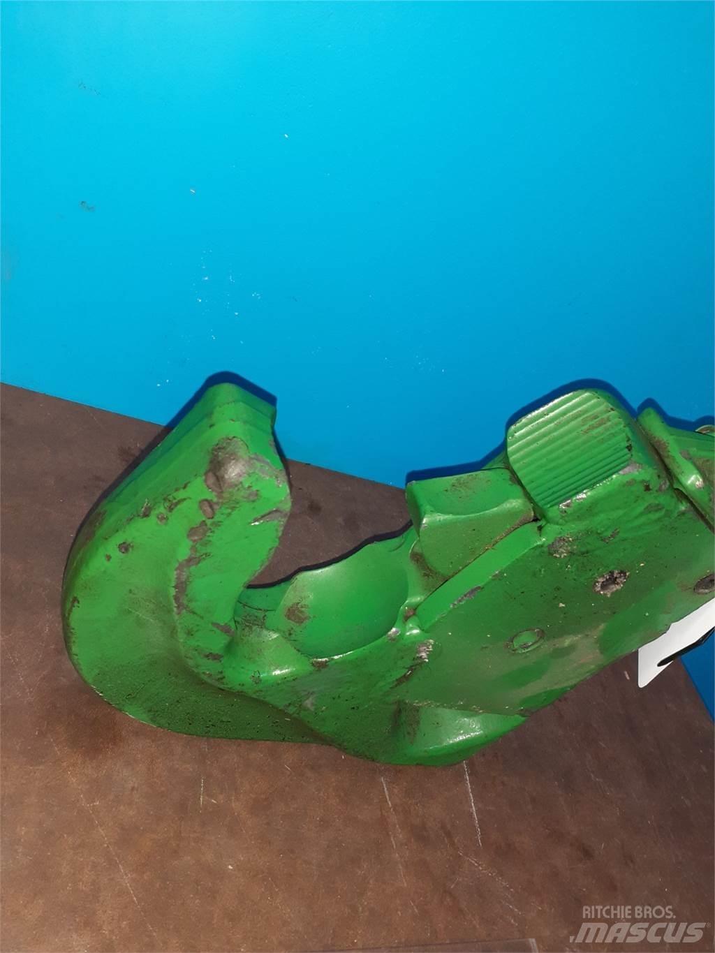 John Deere Kat 4 Cits traktoru papildaprīkojums