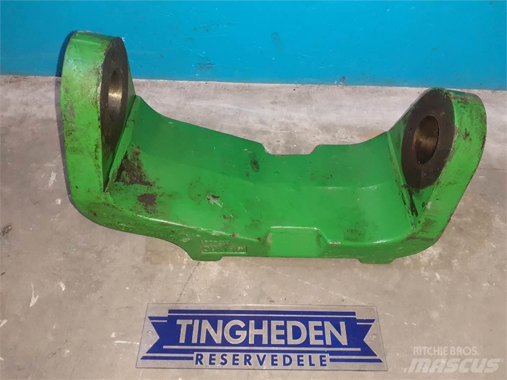 John Deere S670 Ražas novākšanas kombainu papildaprīkojums