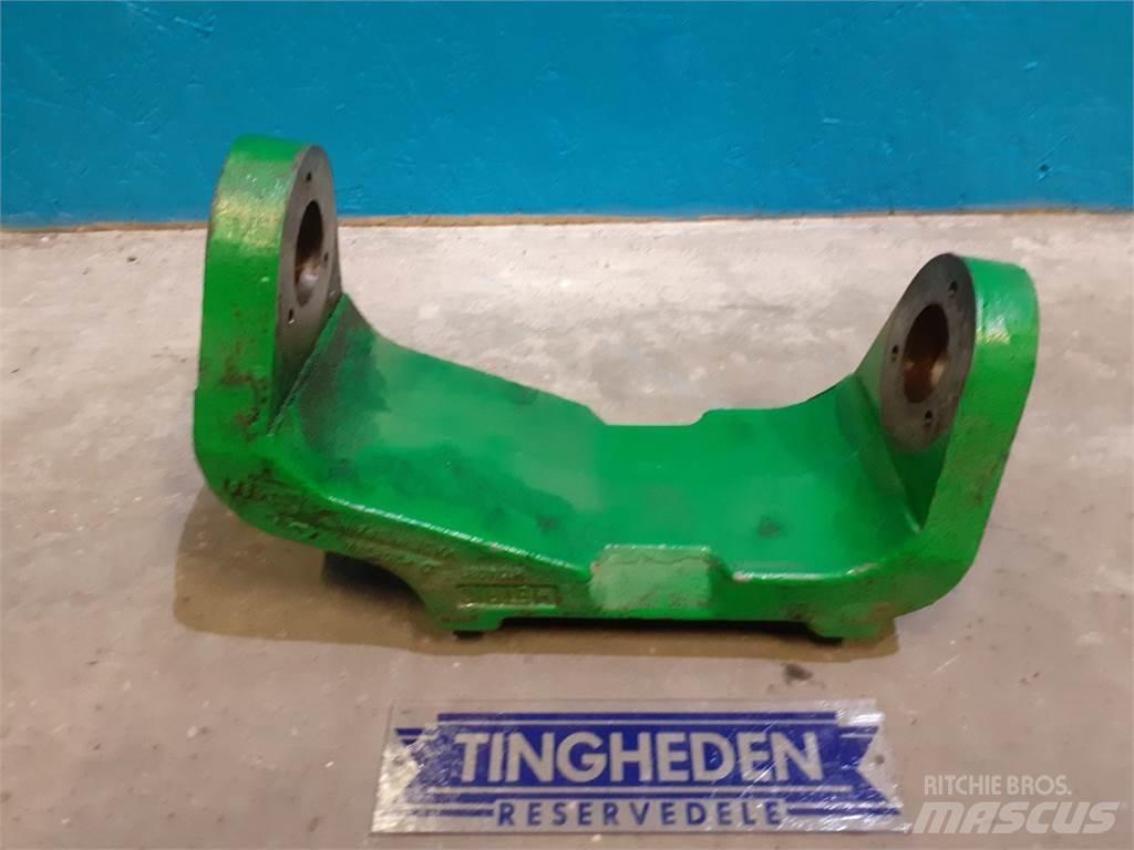 John Deere S670 Ražas novākšanas kombainu papildaprīkojums