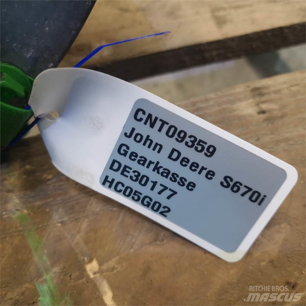 John Deere S670 Transmisija